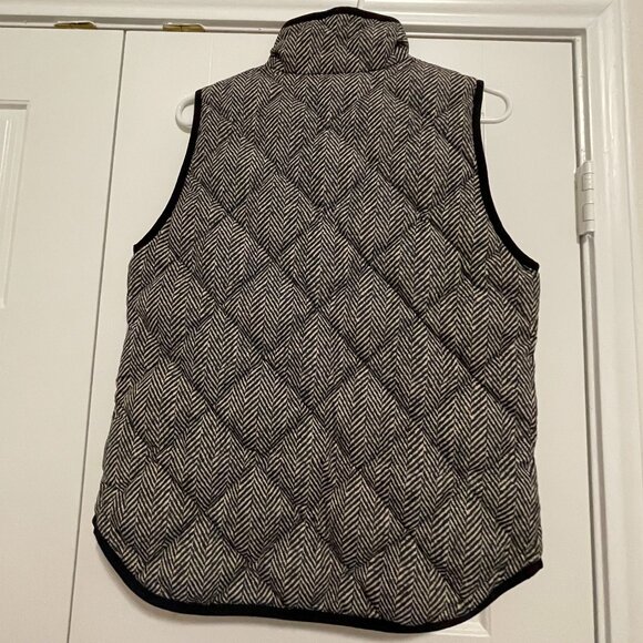 J CREW Herringbone Vest - Picture 2 of 4